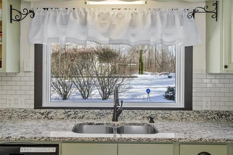 486 Pleasant St, Athol, MA 01331 photo 15