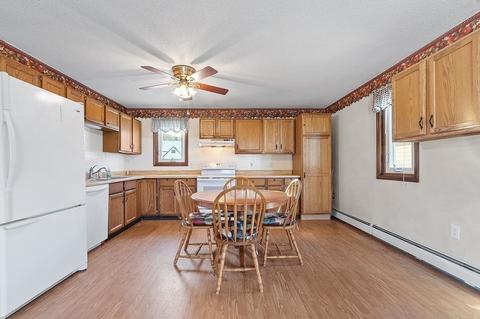 37 Harrington St, Athol, MA 01331 photo 5