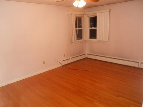 204 Clover St, Worcester, MA 01603 photo 12