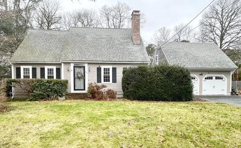 89 Sheaffer Rd, Barnstable, MA 02632 photo 2