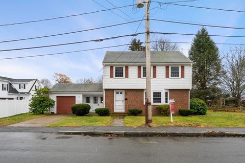 108 Ash St, Danvers, MA 01923 photo 1