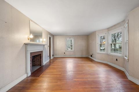 108 Ash St, Danvers, MA 01923 photo 6