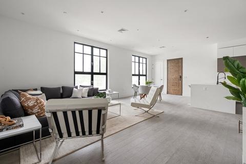 8 Leverett #5, Brookline, MA 02445 photo 6