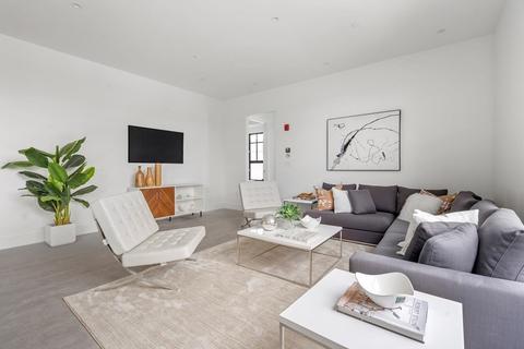 8 Leverett #5, Brookline, MA 02445 photo 1