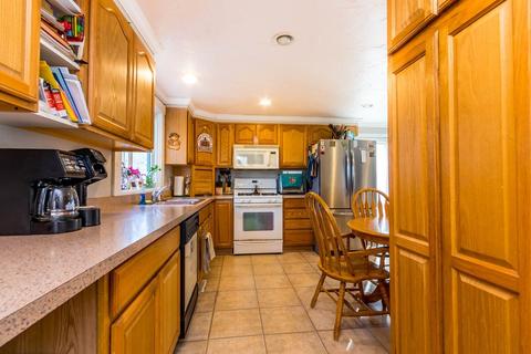 16 Blueberry Rd, Bourne, MA 02532 photo 6