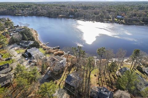 19 Rose Point Ave, Wareham, MA 02576 photo 3