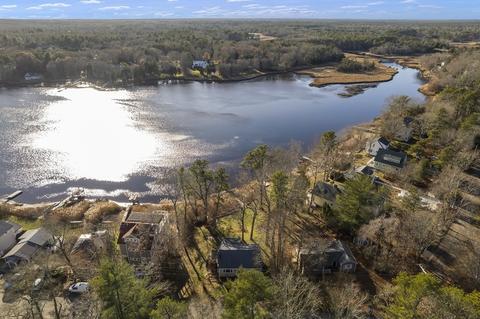 19 Rose Point Ave, Wareham, MA 02576 photo 9