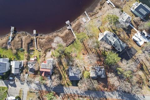 19 Rose Point Ave, Wareham, MA 02576 photo 4