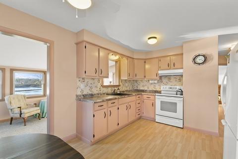 19 Rose Point Ave, Wareham, MA 02576 photo 17