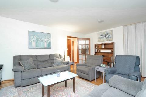 256 Draper St, Springfield, MA 01108 photo 3