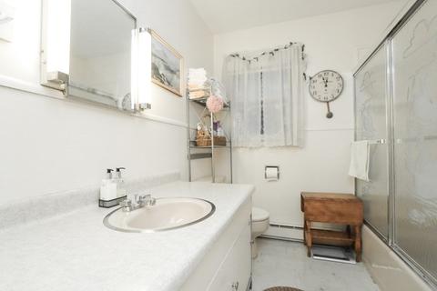 256 Draper St, Springfield, MA 01108 photo 15
