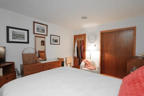 256 Draper St, Springfield, MA 01108 photo 13