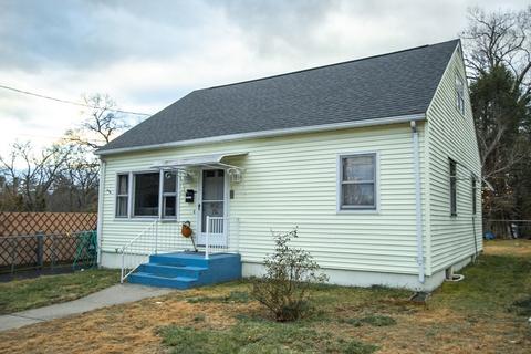 256 Draper St, Springfield, MA 01108 photo 1