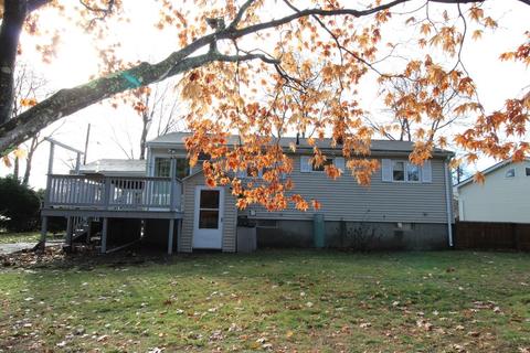 42 Longmeadow Rd, Beverly, MA 01915 photo 4