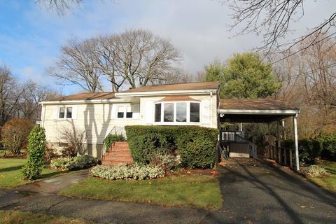 42 Longmeadow Rd, Beverly, MA 01915 photo 2