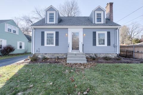 14 Calumet Ave, Worcester, MA 01606 photo 3