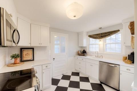 14 Calumet Ave, Worcester, MA 01606 photo 21