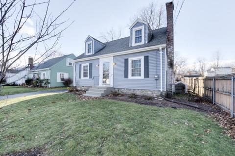 14 Calumet Ave, Worcester, MA 01606 photo 2