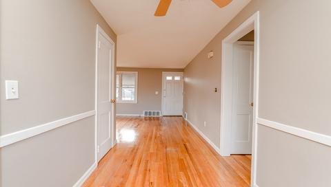 33 Bernard St, Springfield, MA 01109 photo 4