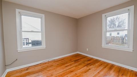 33 Bernard St, Springfield, MA 01109 photo 11