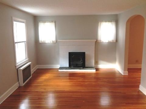 85 Upland St, Springfield, MA 01104 photo 8