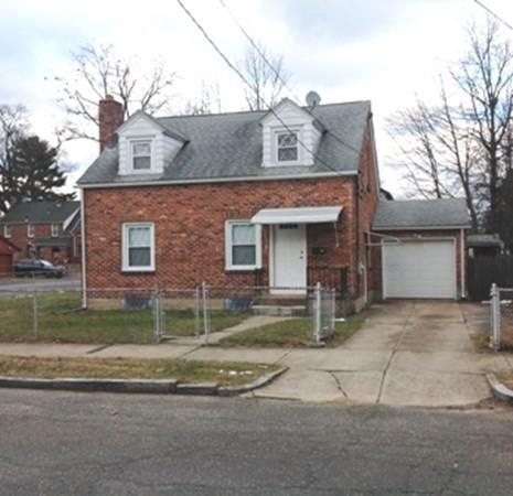 85 Upland St, Springfield, MA 01104 photo 2