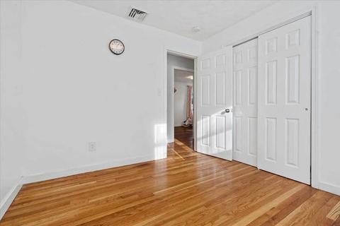 4 Venus Dr, Worcester, MA 01605 photo 14