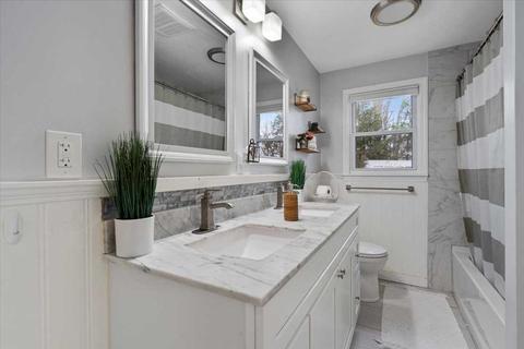 4 Venus Dr, Worcester, MA 01605 photo 16