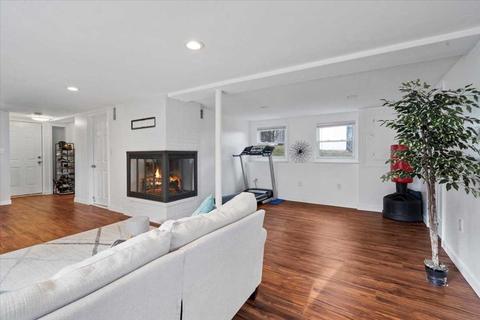4 Venus Dr, Worcester, MA 01605 photo 19