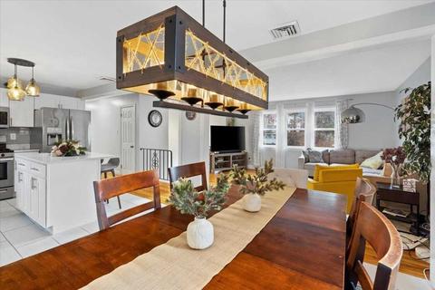 4 Venus Dr, Worcester, MA 01605 photo 8