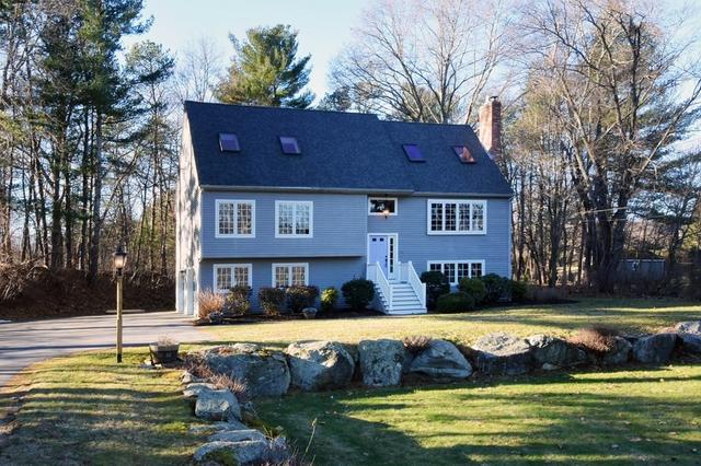 32 Davis St, Northborough, MA 01532