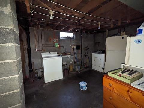 27 Hearthstone Ter, Chicopee, MA 01020 photo 23