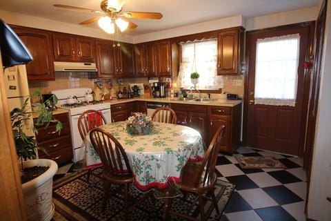 107 Arizona St, Fall River, MA 02723 photo 6