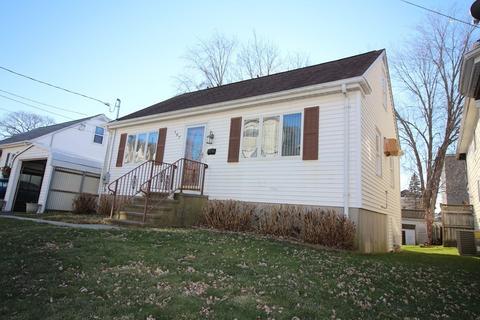107 Arizona St, Fall River, MA 02723 photo 1
