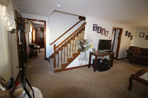 107 Arizona St, Fall River, MA 02723 photo 11
