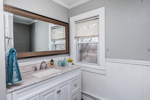 55 Eustis Ave, Lowell, MA 01850 photo 17