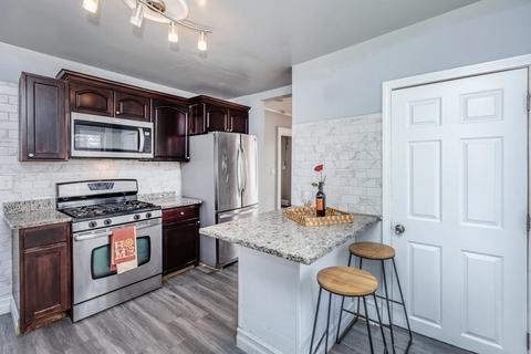 55 Eustis Ave, Lowell, MA 01850 photo 10