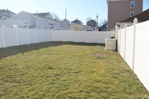 563 King Philip St, Fall River, MA 02724 photo 5