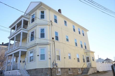 563 King Philip St, Fall River, MA 02724 photo 1