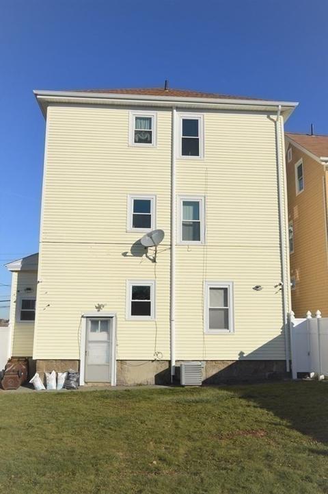 563 King Philip St, Fall River, MA 02724 photo 32