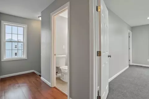 70 Wrentham Rd, Springfield, MA 01119 photo 21