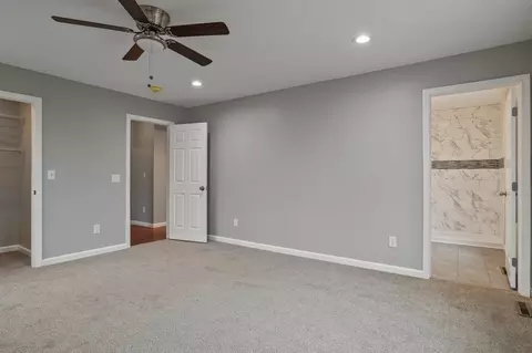70 Wrentham Rd, Springfield, MA 01119 photo 16