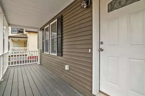 70 Wrentham Rd, Springfield, MA 01119 photo 3