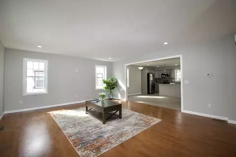 70 Wrentham Rd, Springfield, MA 01119 photo 8