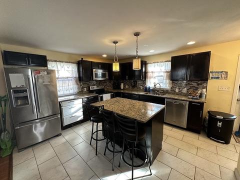 7 Acton St, Worcester, MA 01604 photo 8