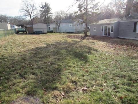 29 Dennis St, Springfield, MA 01118 photo 13