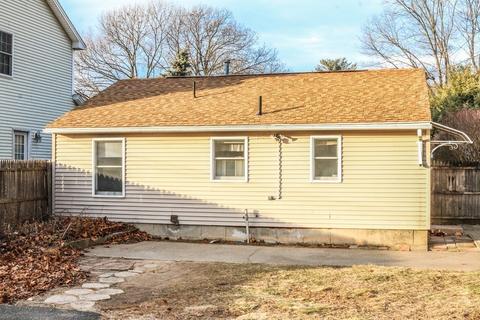 1427 Sumner Ave, Springfield, MA 01118 photo 3