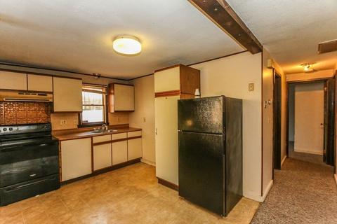 1427 Sumner Ave, Springfield, MA 01118 photo 8