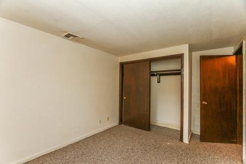 1427 Sumner Ave, Springfield, MA 01118 photo 12
