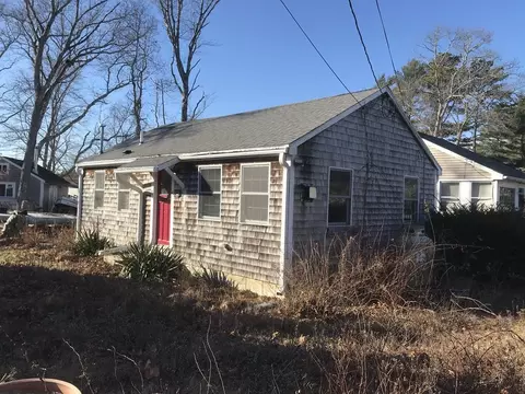 6 Winter St, Wareham, MA 02576 photo 1